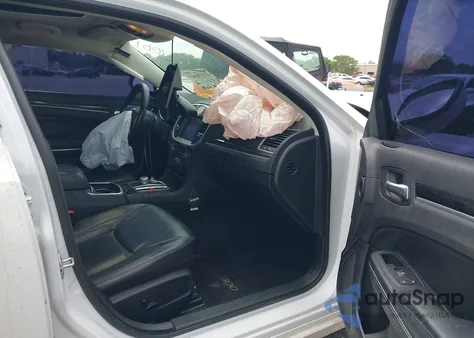 2015 Chrysler 300 Limited from USA, damaged, VIN 2C3CCAAG8FH929724